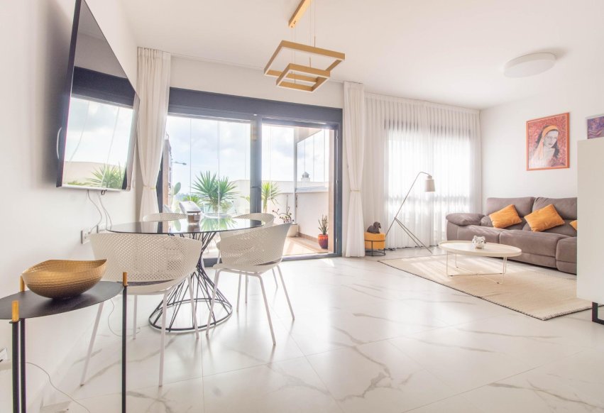 Odsprzedaż - Mieszkanie w bloku - San Miguel de Salinas