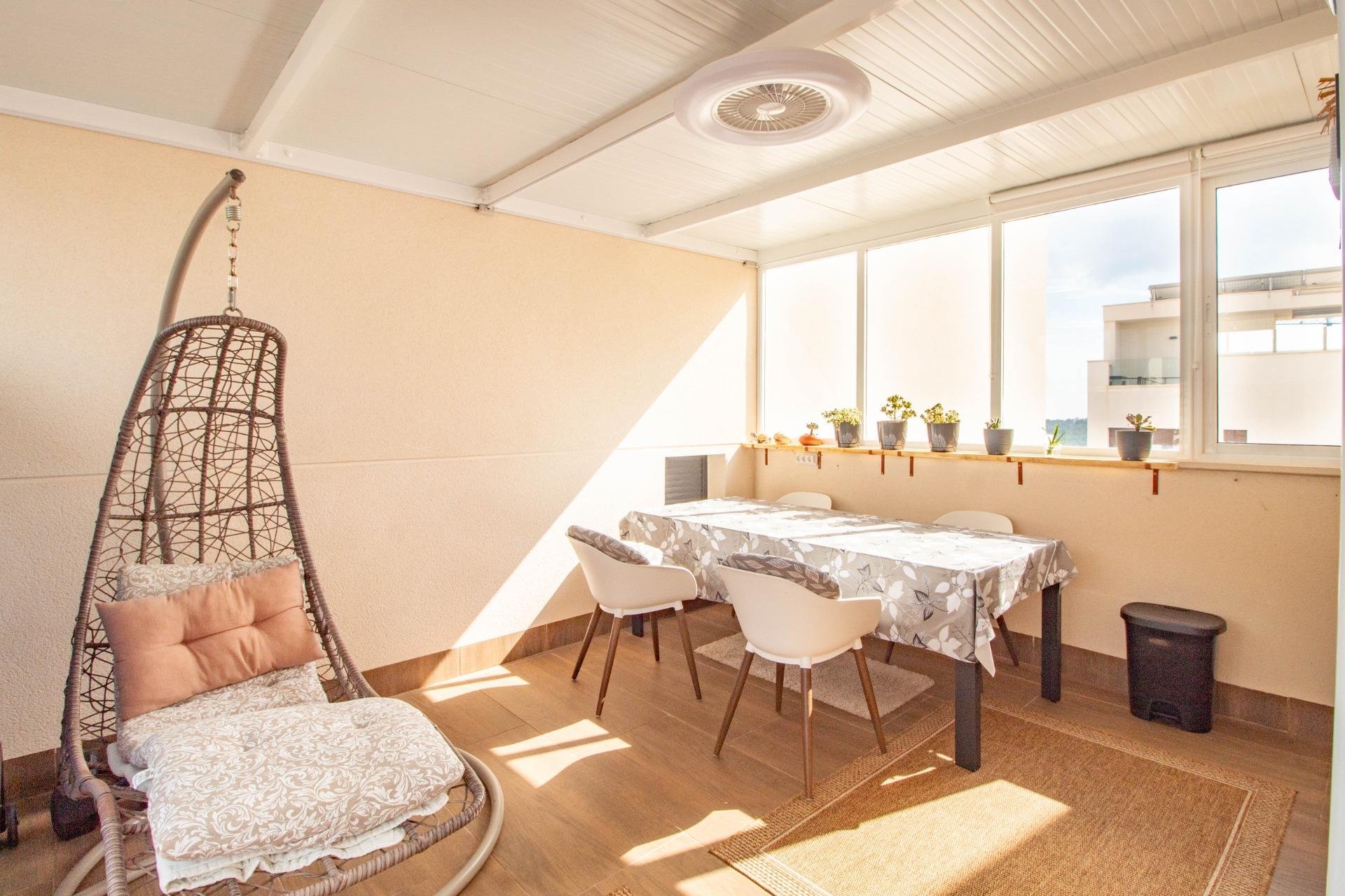 Odsprzedaż - Mieszkanie w bloku - San Miguel de Salinas