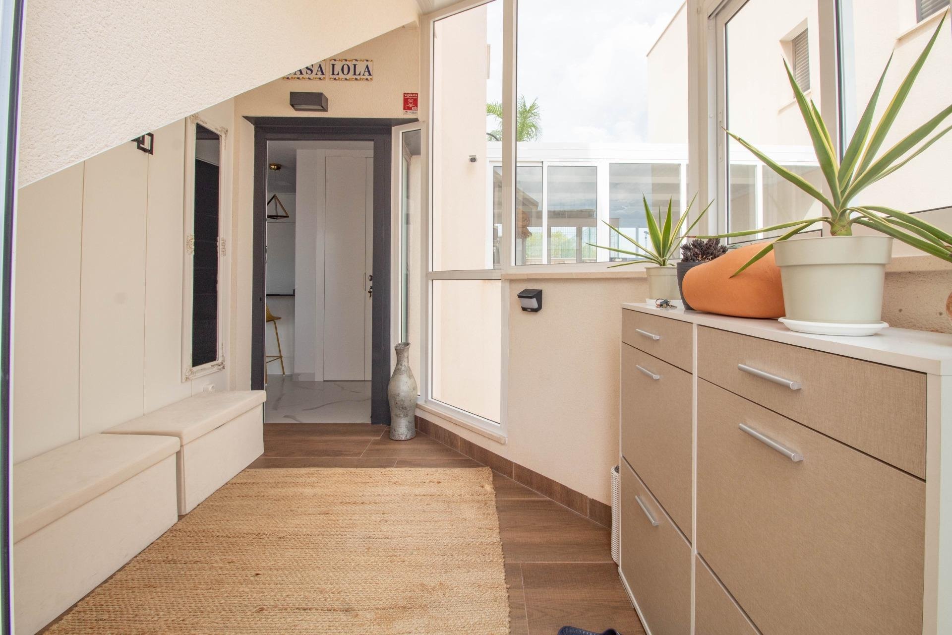 Odsprzedaż - Mieszkanie w bloku - San Miguel de Salinas