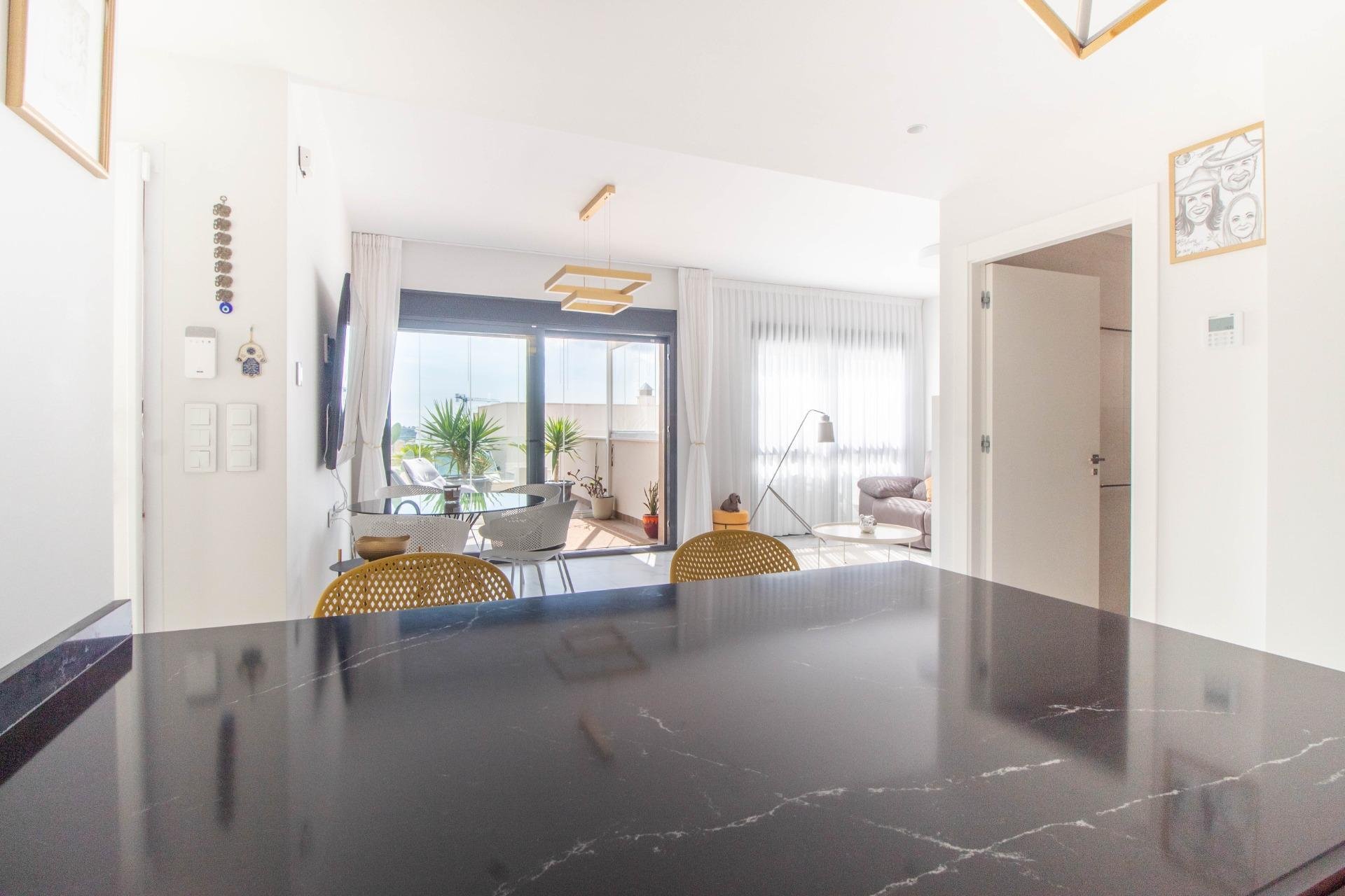 Odsprzedaż - Mieszkanie w bloku - San Miguel de Salinas