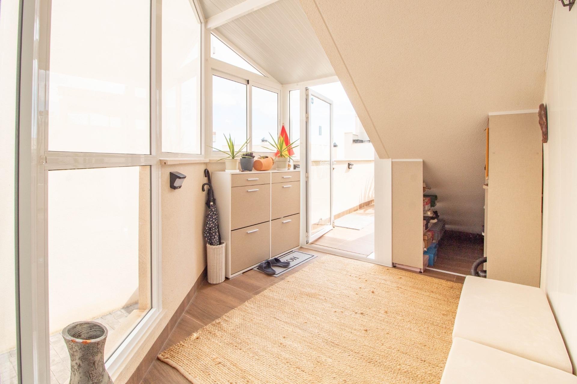 Odsprzedaż - Mieszkanie w bloku - San Miguel de Salinas