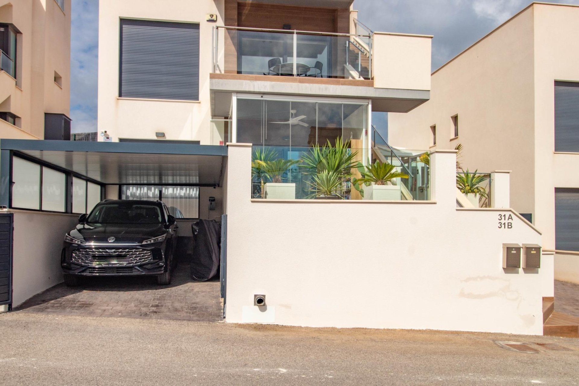 Odsprzedaż - Mieszkanie w bloku - San Miguel de Salinas