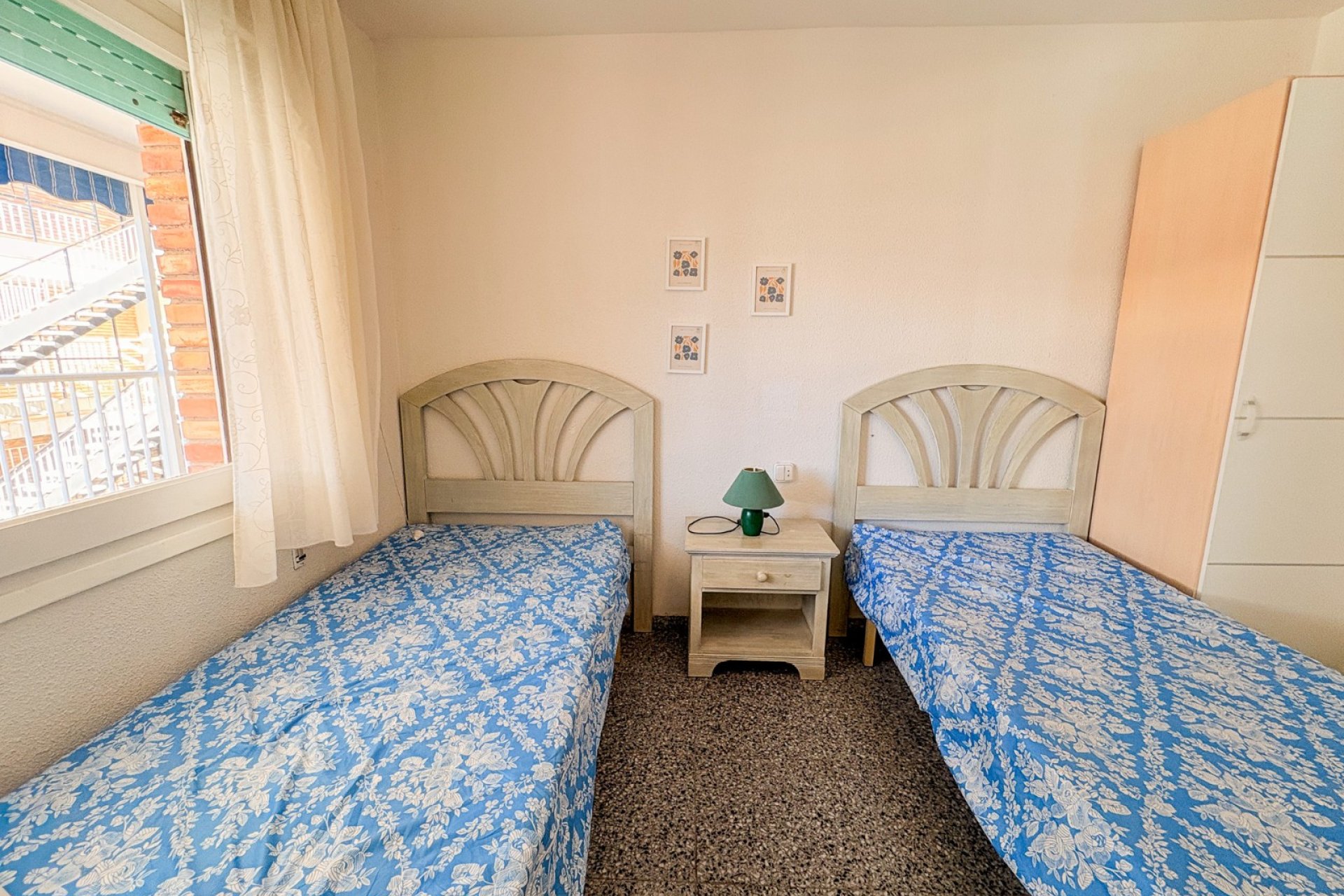 Odsprzedaż - Mieszkanie w bloku - Santa Pola - Gran Playa