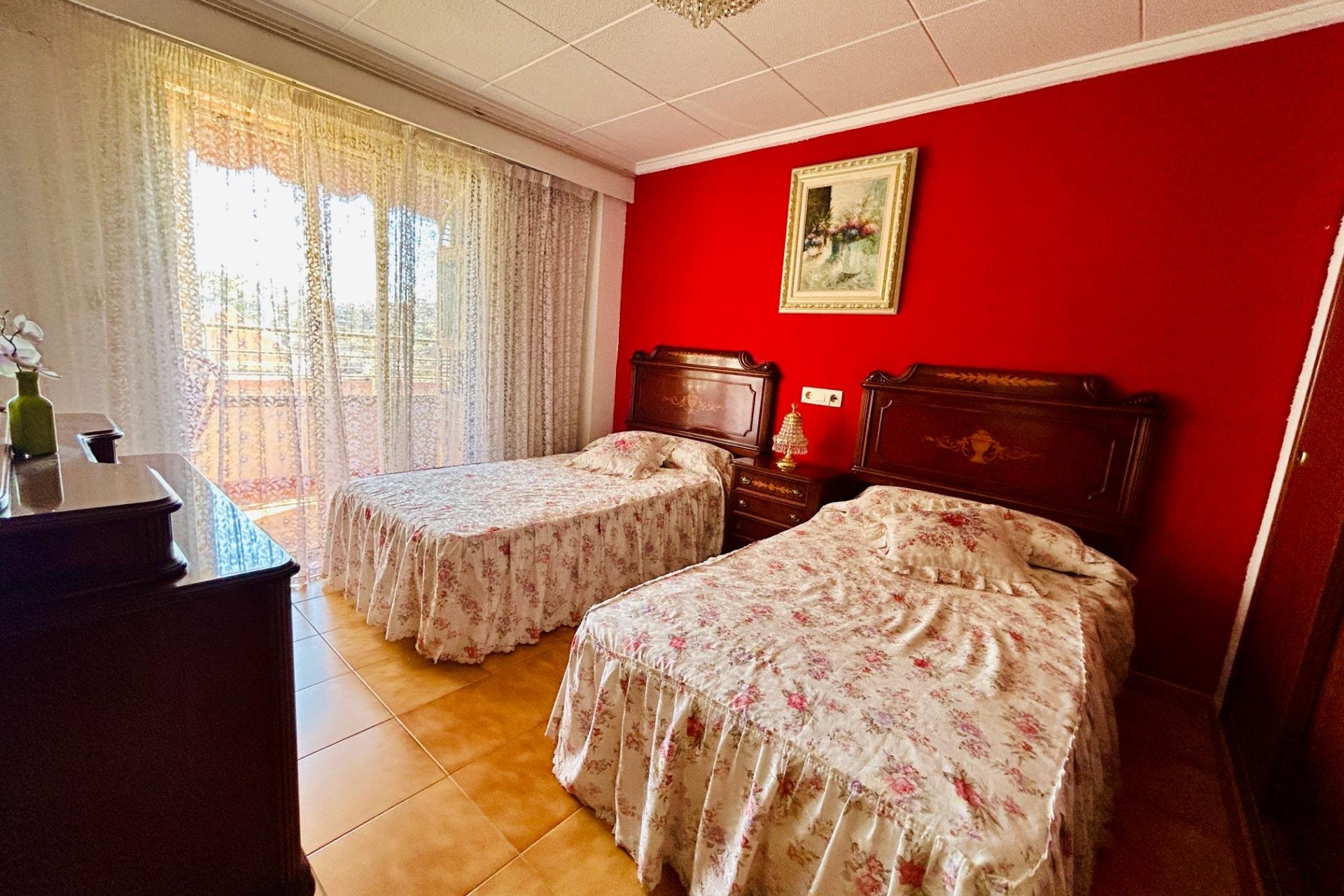 Odsprzedaż - Mieszkanie w bloku - Santa Pola - Puerto