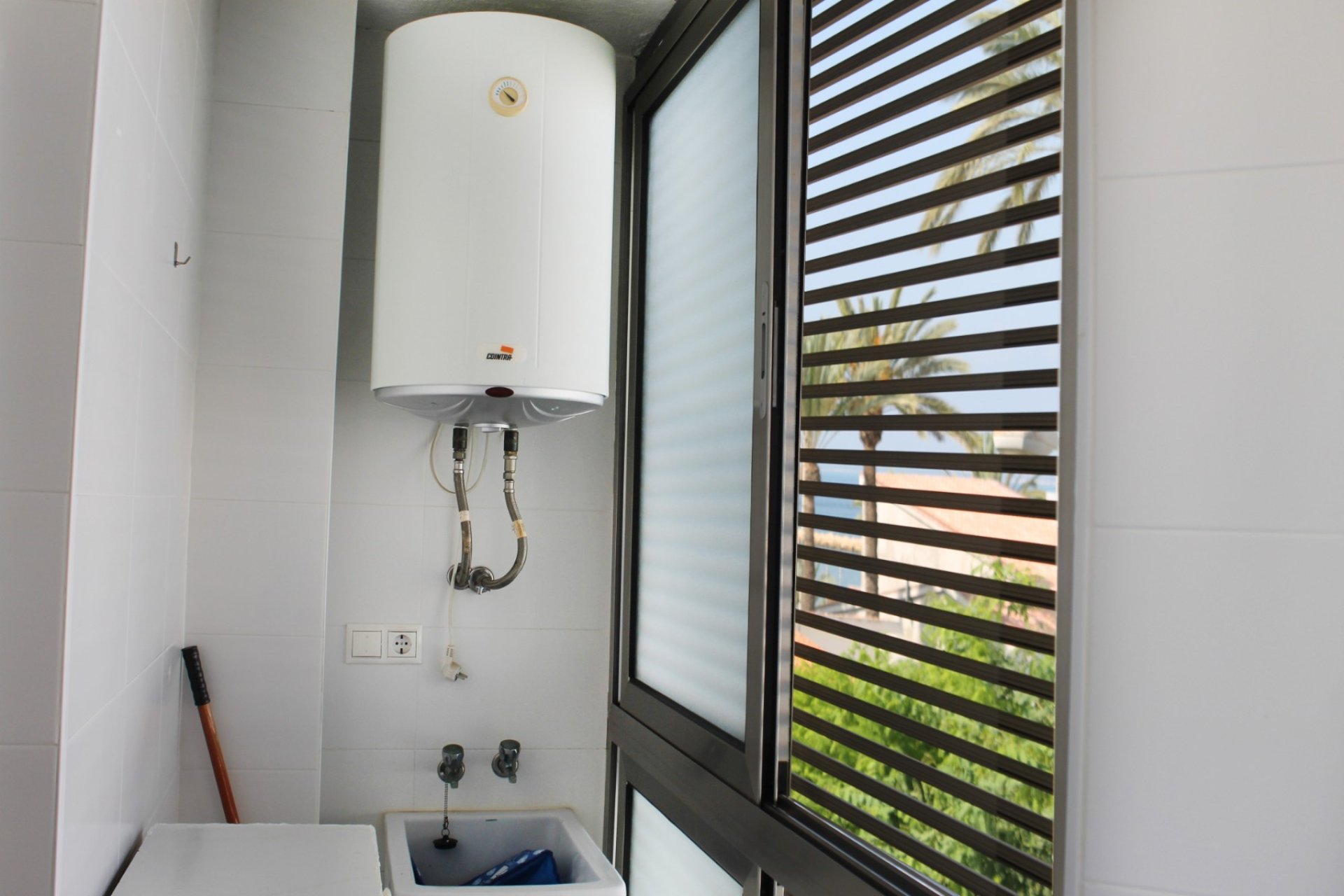 Odsprzedaż - Mieszkanie w bloku - Santa Pola