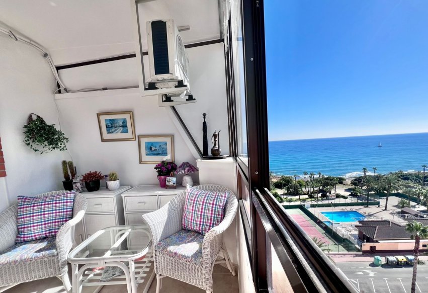 Odsprzedaż - Mieszkanie w bloku - Torrevieja - Cabo cervera