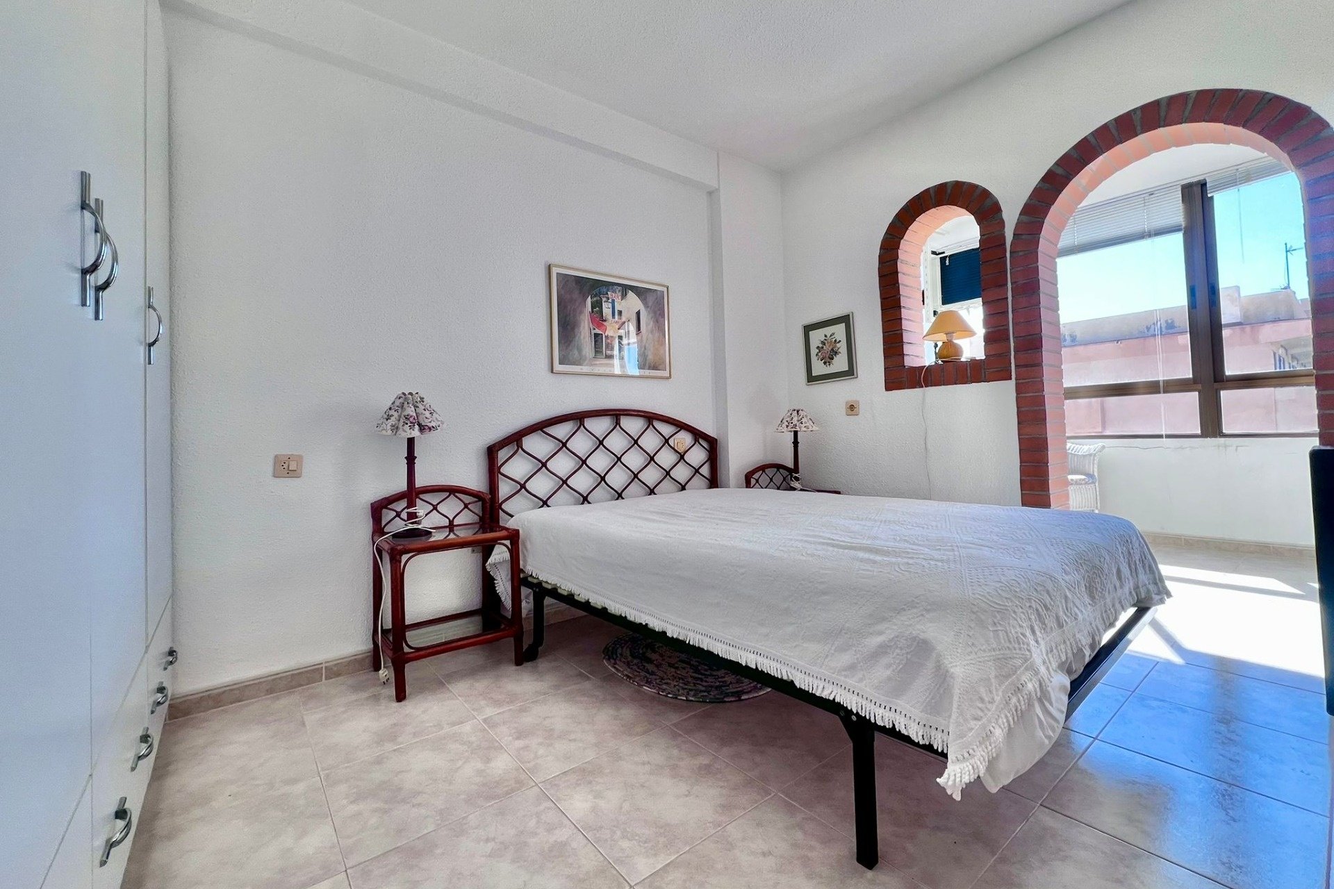 Odsprzedaż - Mieszkanie w bloku - Torrevieja - Cabo cervera