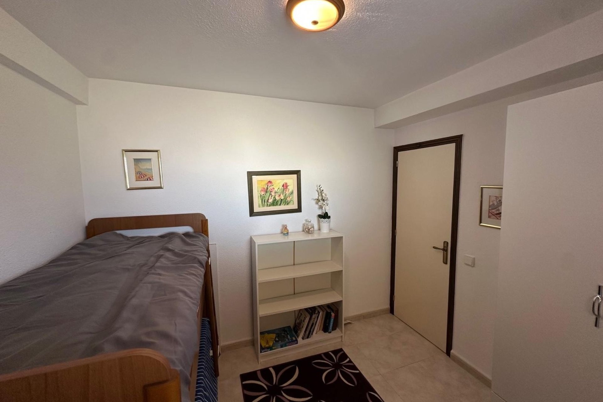 Odsprzedaż - Mieszkanie w bloku - Torrevieja - Cabo cervera