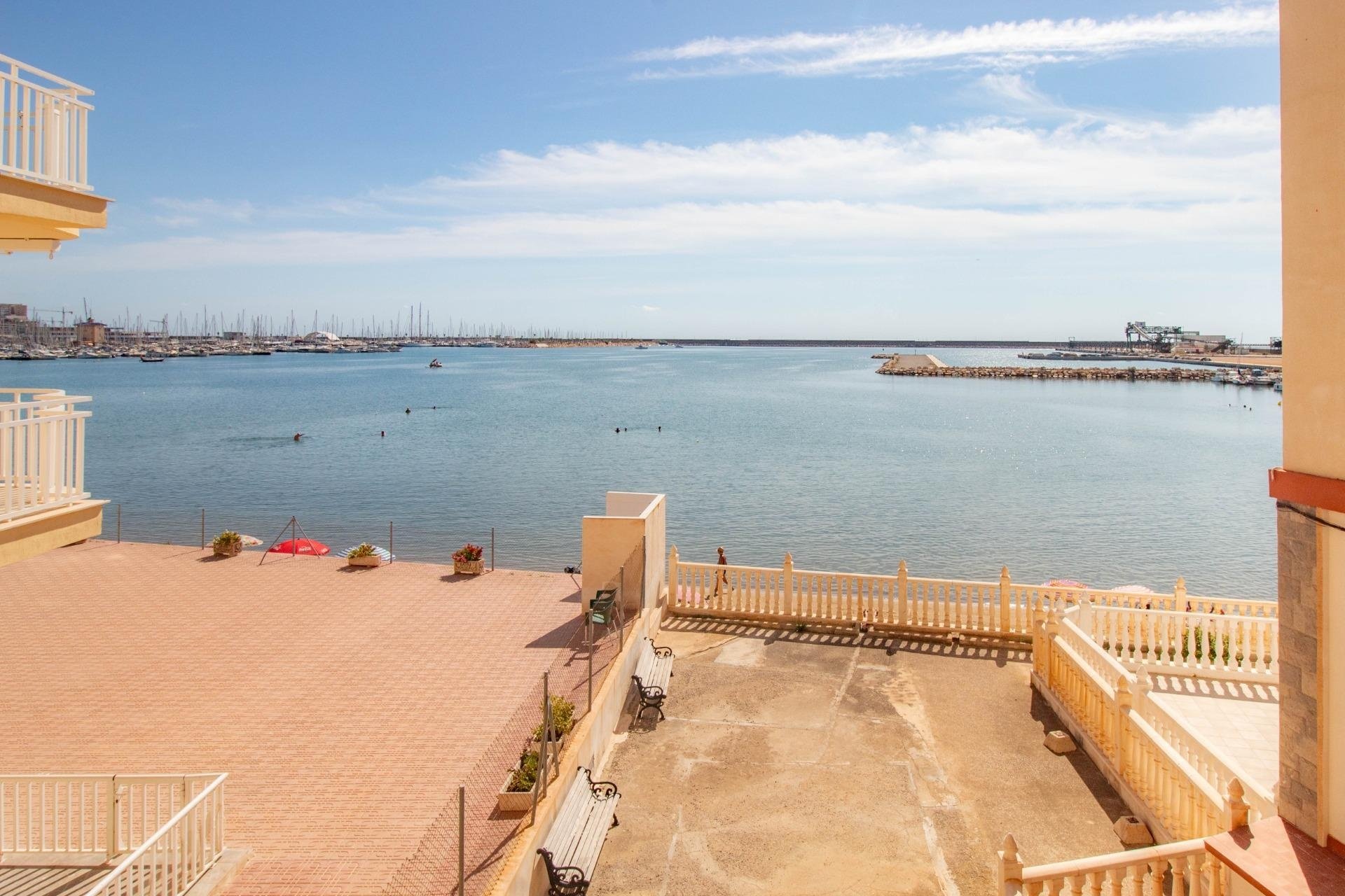 Odsprzedaż - Mieszkanie w bloku - Torrevieja - El Acequión - Los Náufragos