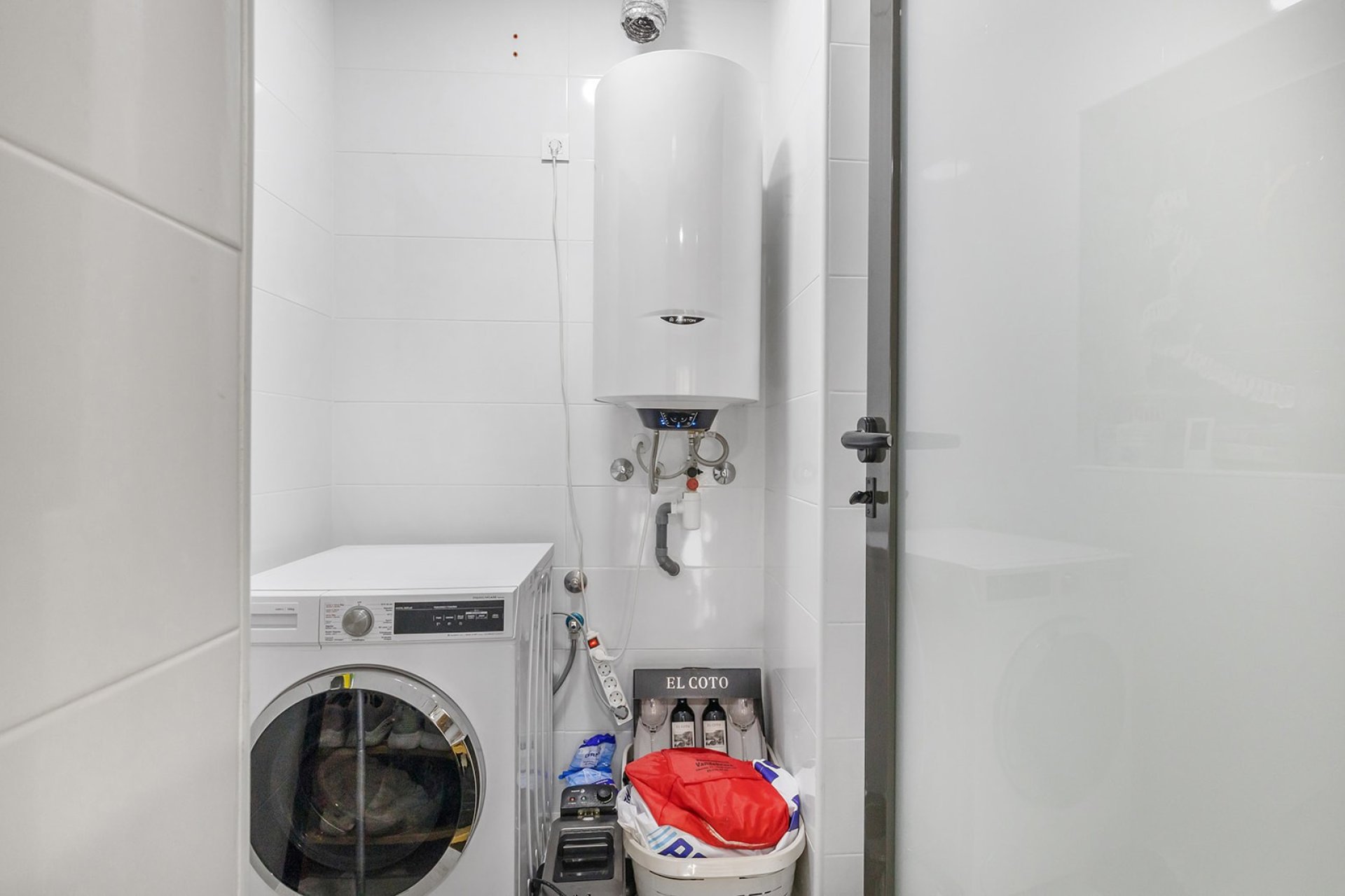 Odsprzedaż - Mieszkanie w bloku - Torrevieja - La Mata