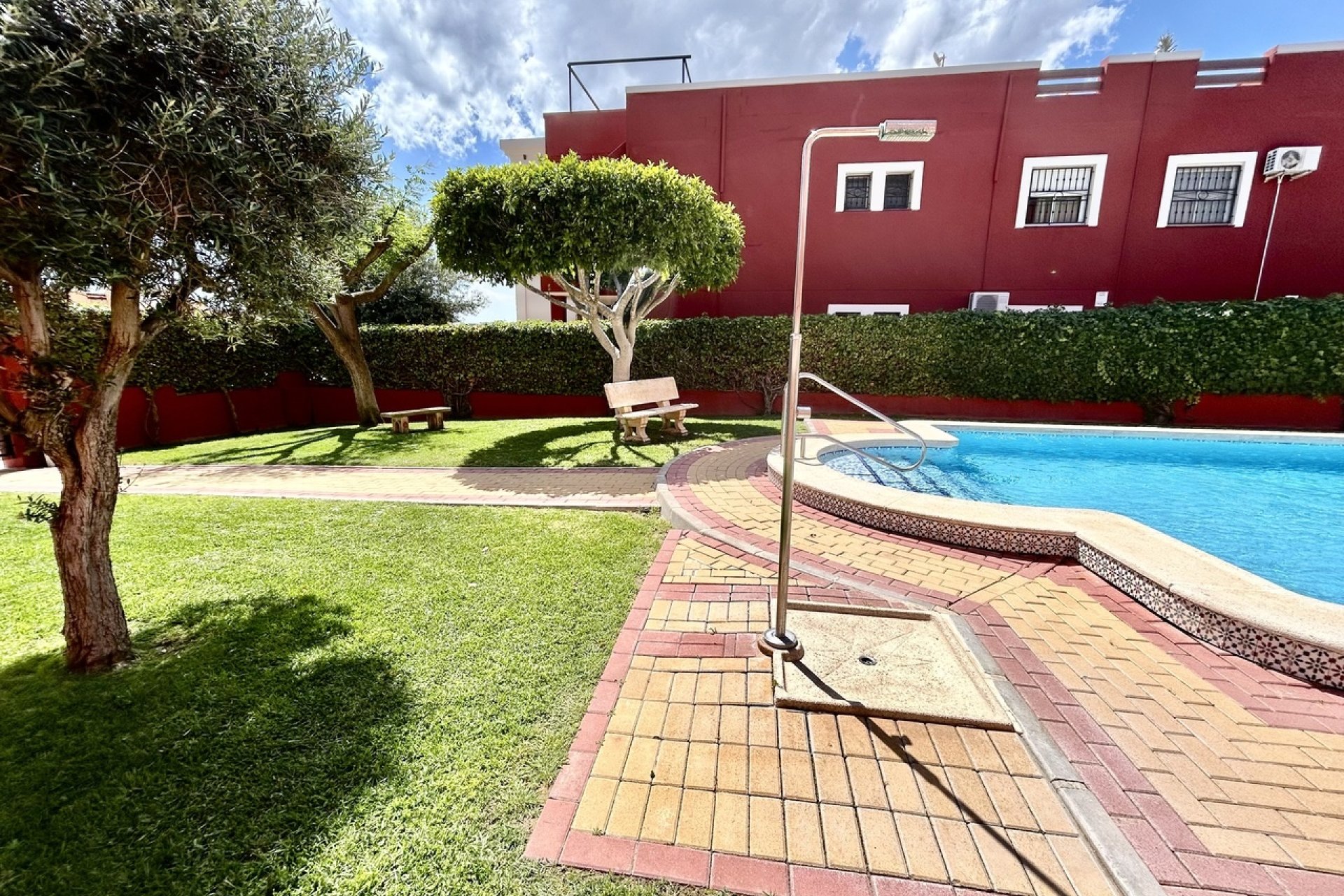 Odsprzedaż - Mieszkanie w bloku - Torrevieja - Los Balcones - Los Altos 