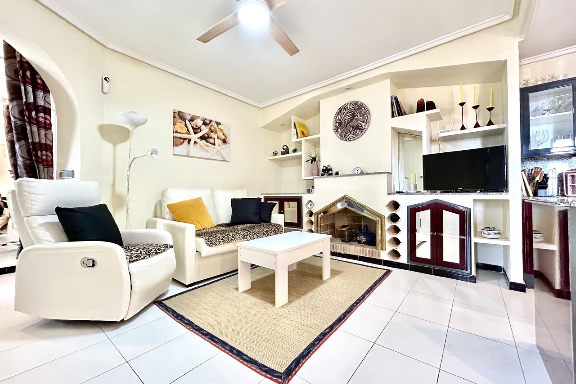 Odsprzedaż - Mieszkanie w bloku - Torrevieja - Los Balcones - Los Altos 