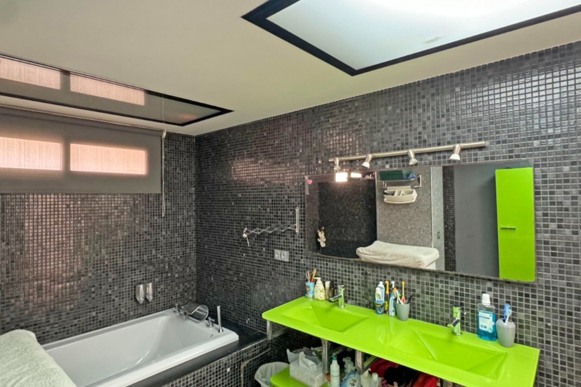 Odsprzedaż - Mieszkanie w bloku - Torrevieja - Playa del Cura