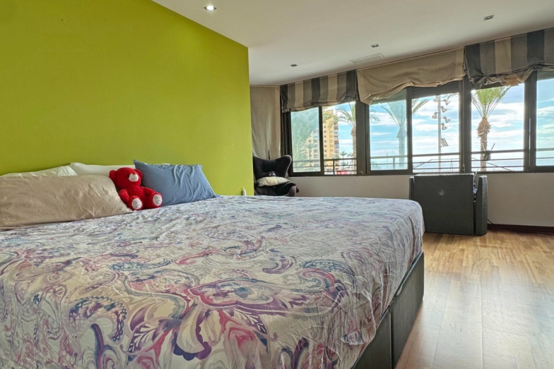 Odsprzedaż - Mieszkanie w bloku - Torrevieja - Playa del Cura