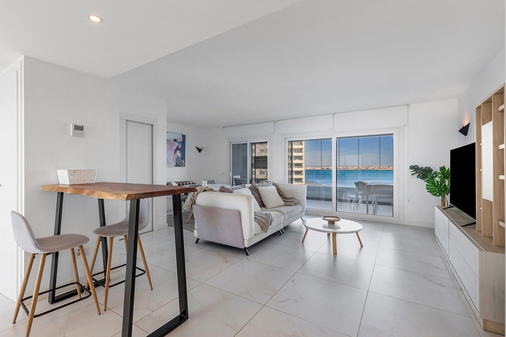 Odsprzedaż - Mieszkanie w bloku - Torrevieja - Punta Prima