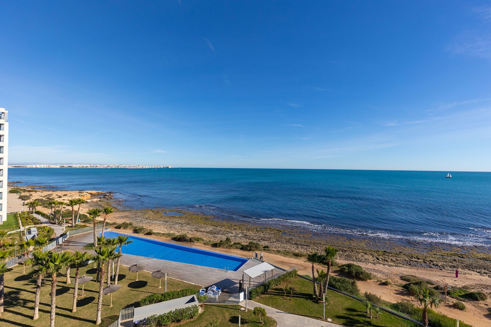 Odsprzedaż - Mieszkanie w bloku - Torrevieja - Punta Prima
