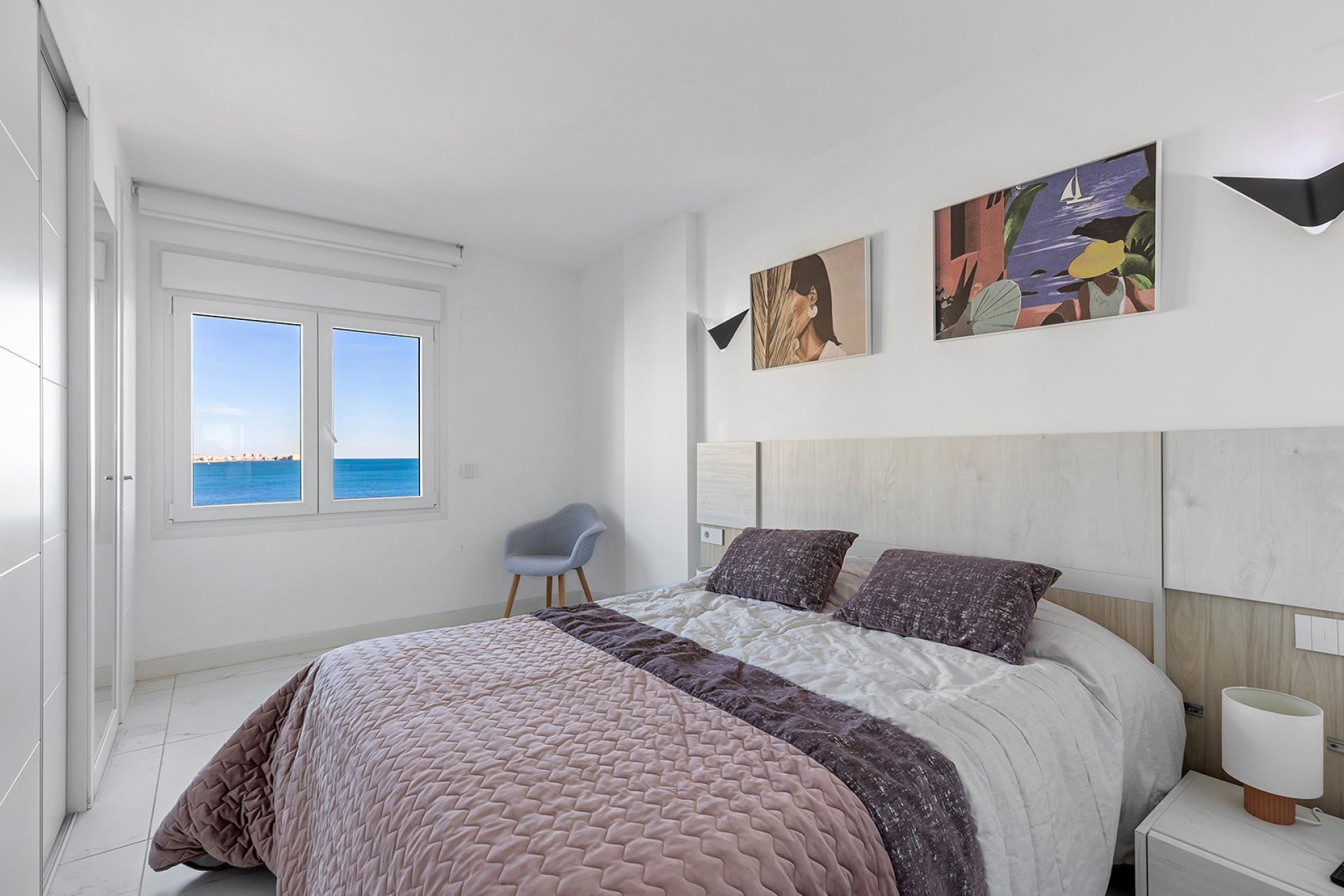 Odsprzedaż - Mieszkanie w bloku - Torrevieja - Punta Prima