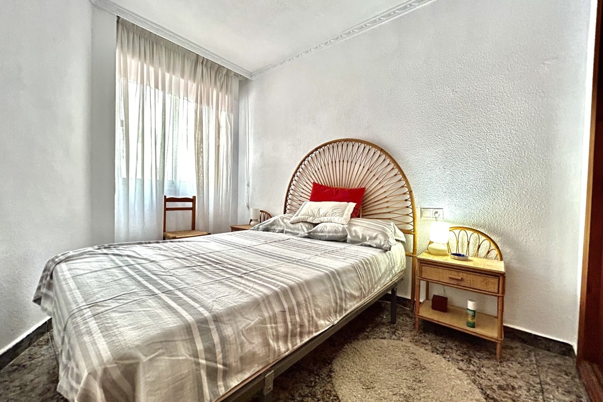 Odsprzedaż - Mieszkanie w bloku - Torrevieja - Punta Prima