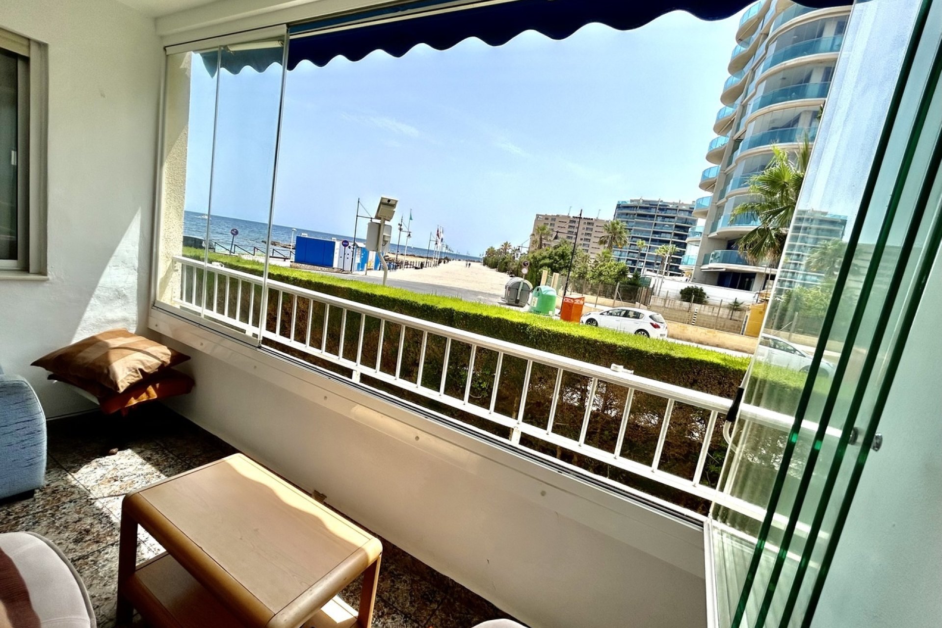 Odsprzedaż - Mieszkanie w bloku - Torrevieja - Punta Prima