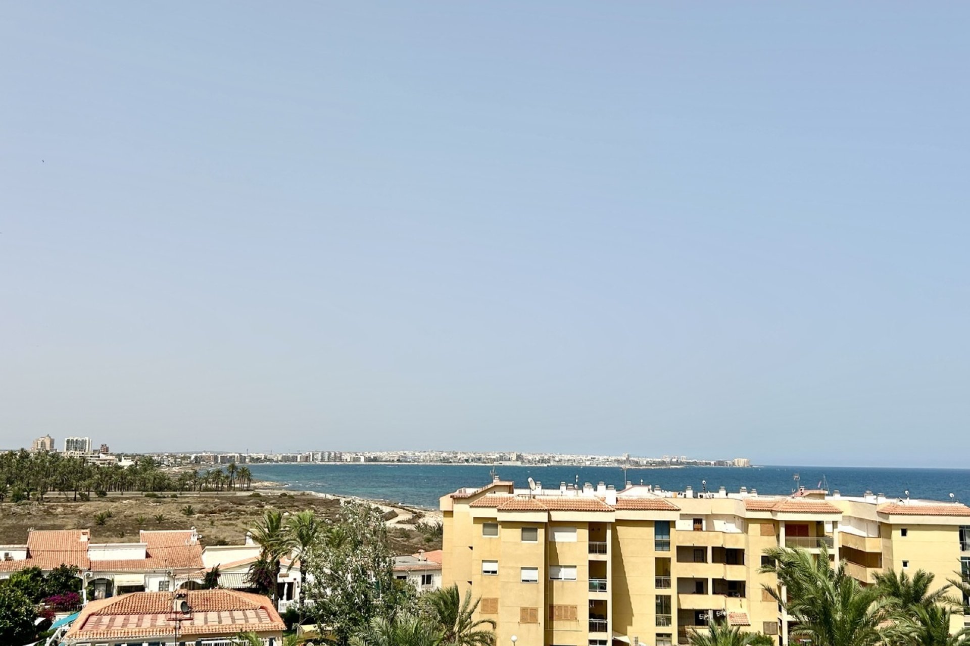 Odsprzedaż - Mieszkanie w bloku - Torrevieja - Punta Prima