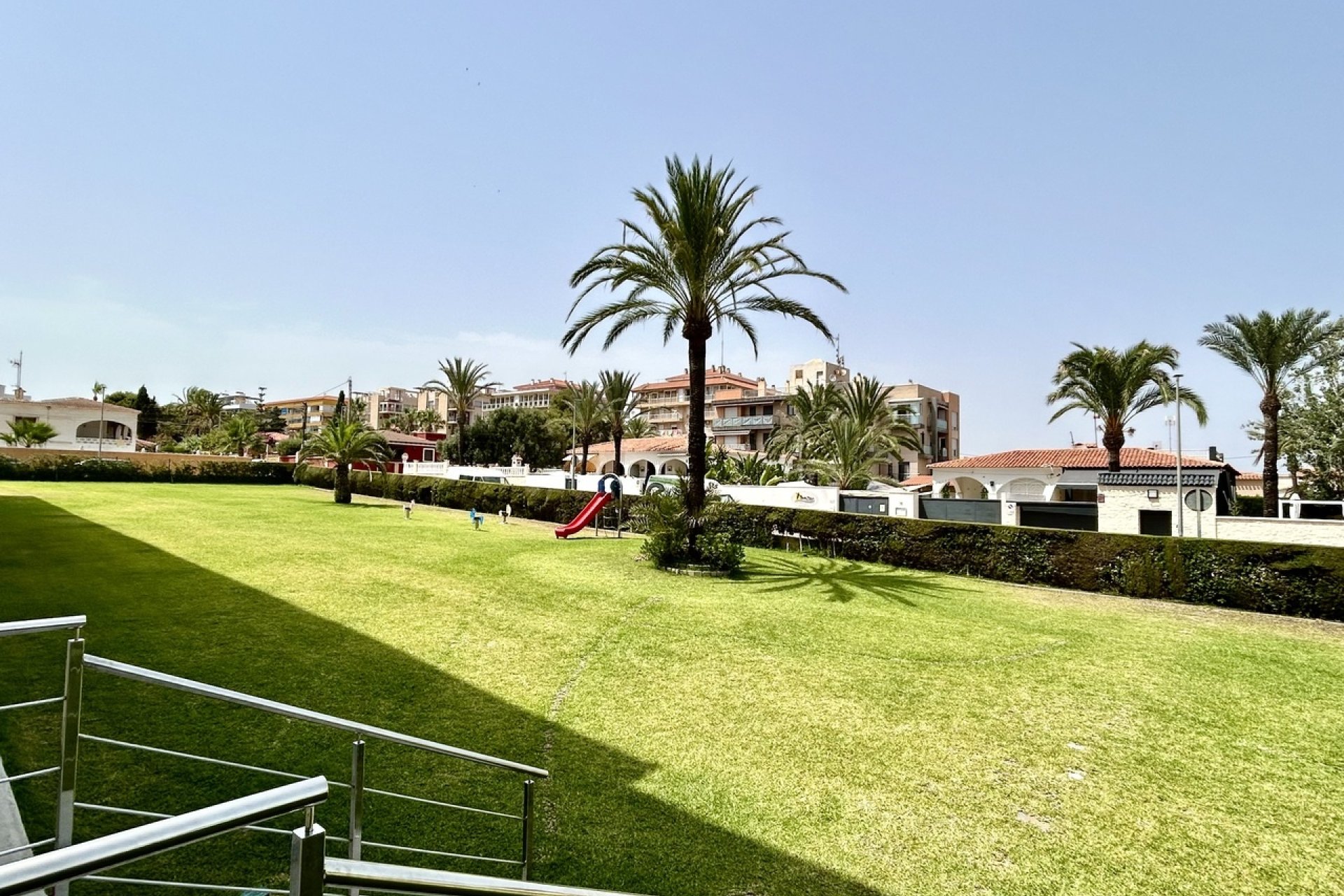 Odsprzedaż - Mieszkanie w bloku - Torrevieja - Punta Prima
