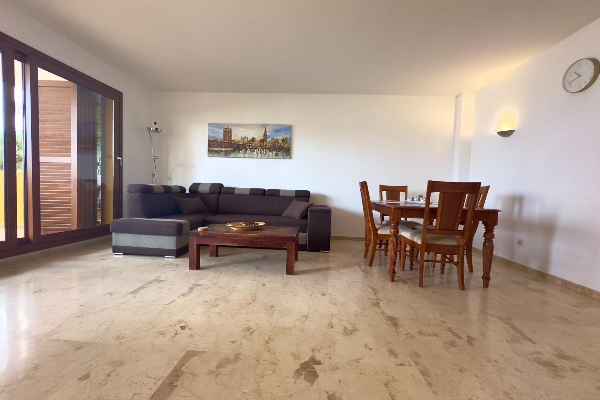 Odsprzedaż - Mieszkanie w bloku - Torrevieja - Punta Prima