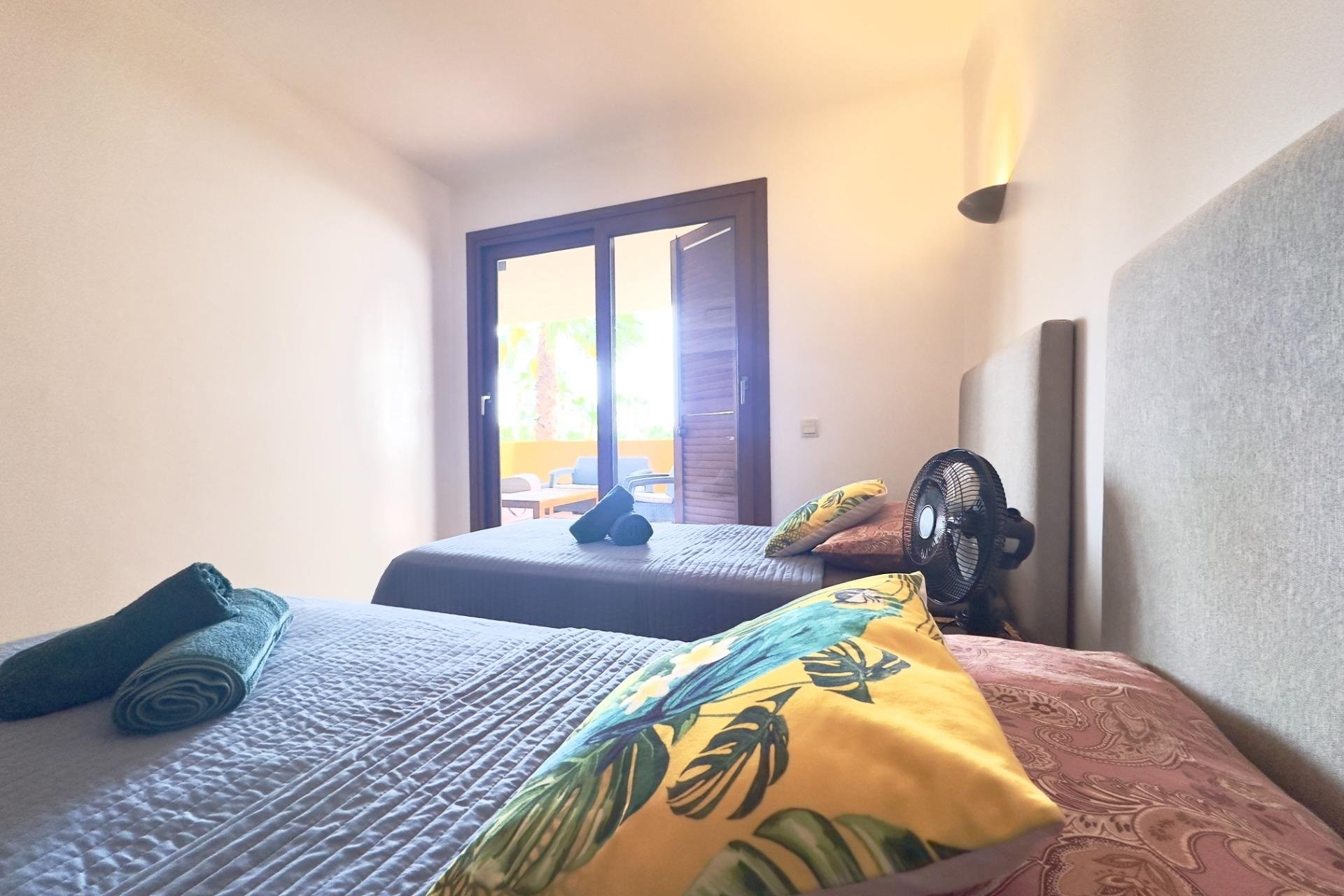 Odsprzedaż - Mieszkanie w bloku - Torrevieja - Punta Prima