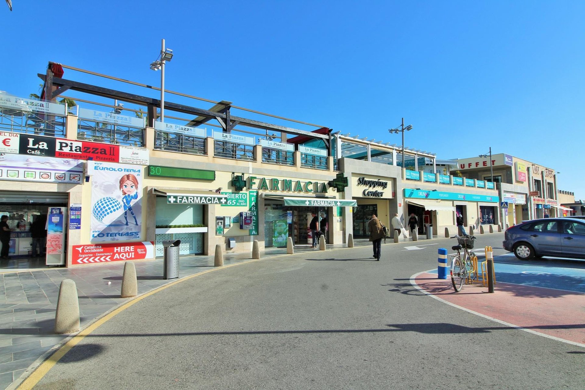 Odsprzedaż - Mieszkanie w bloku - Torrevieja - Punta Prima