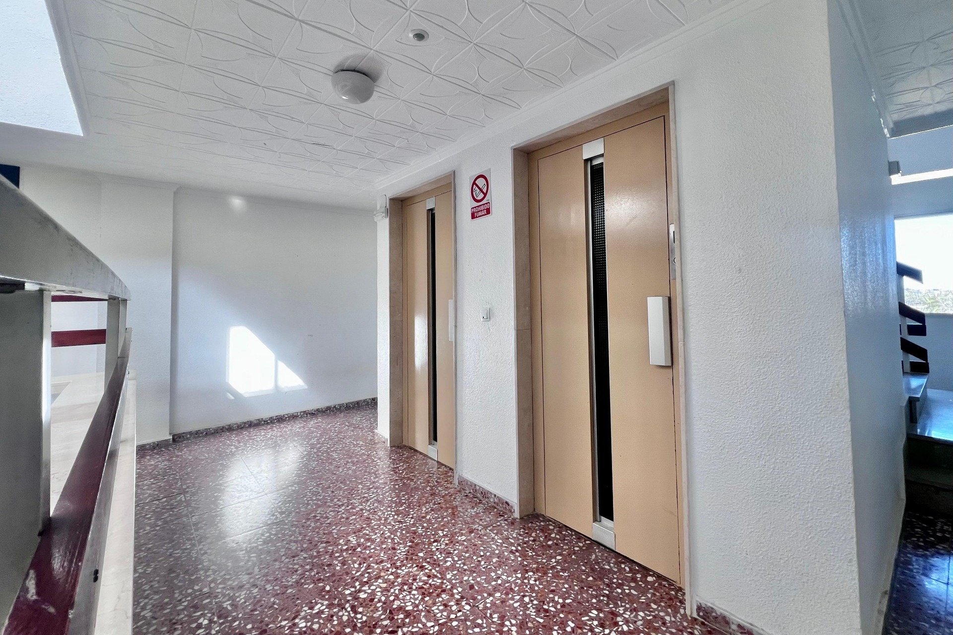 Odsprzedaż - Mieszkanie w bloku - Torrevieja - Punta Prima