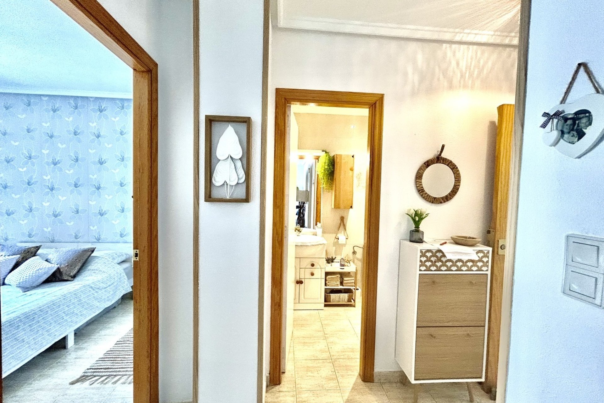 Odsprzedaż - Mieszkanie w bloku - Torrevieja