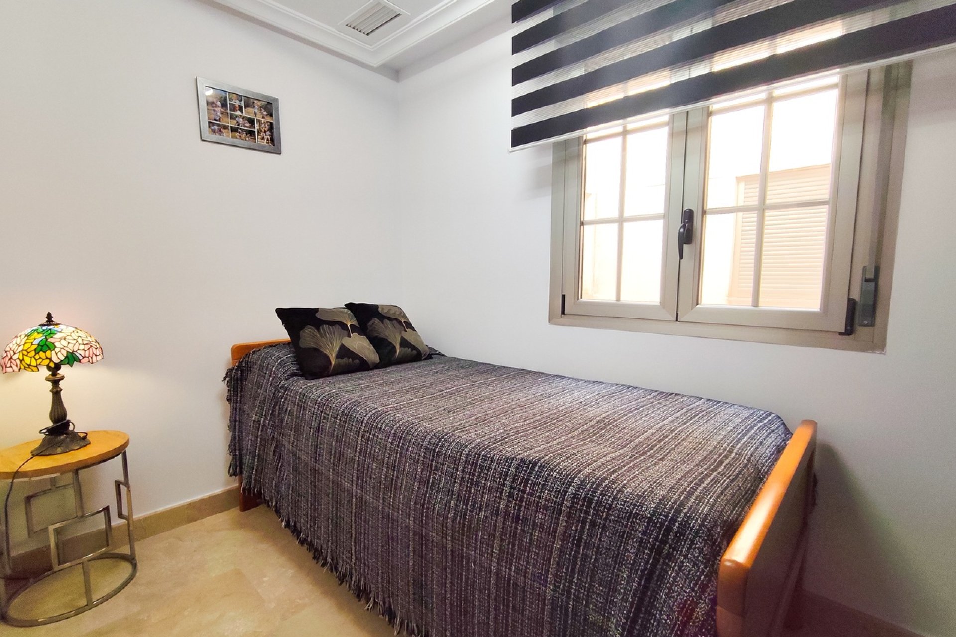 Odsprzedaż - Mieszkanie w bloku - Torrevieja