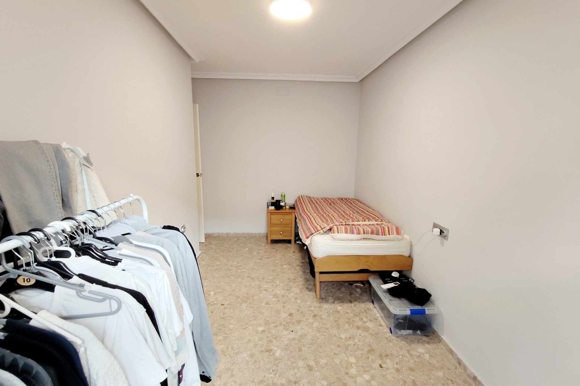 Odsprzedaż - Mieszkanie w bloku - Torrevieja