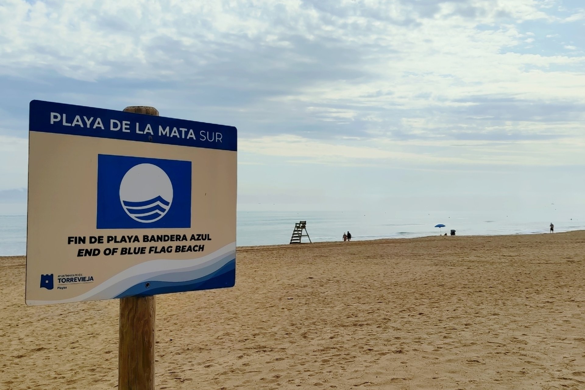 Odsprzedaż - Mieszkanie w bloku - Torrevieja
