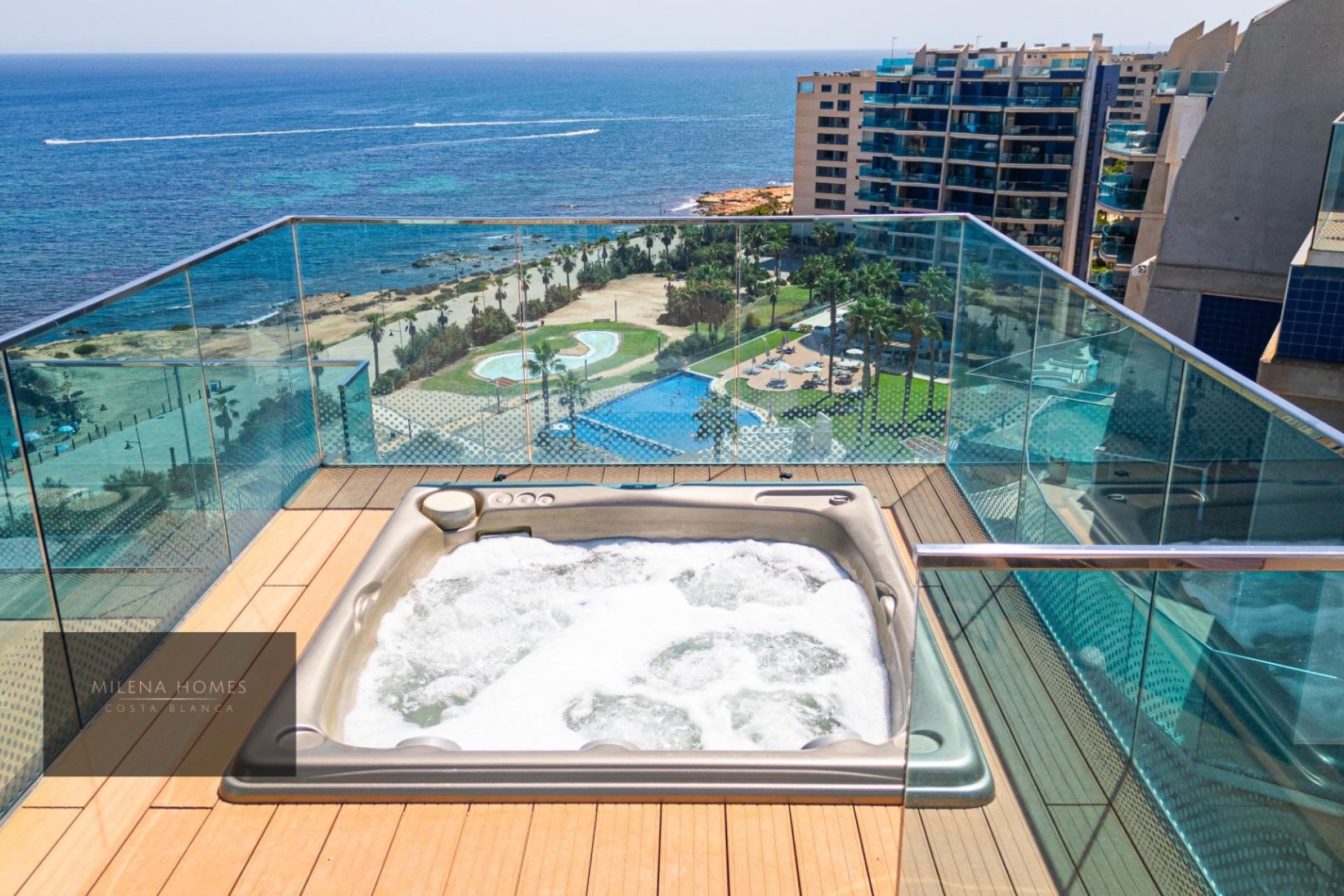 Odsprzedaż - Mieszkanie w bloku - Torrevieja