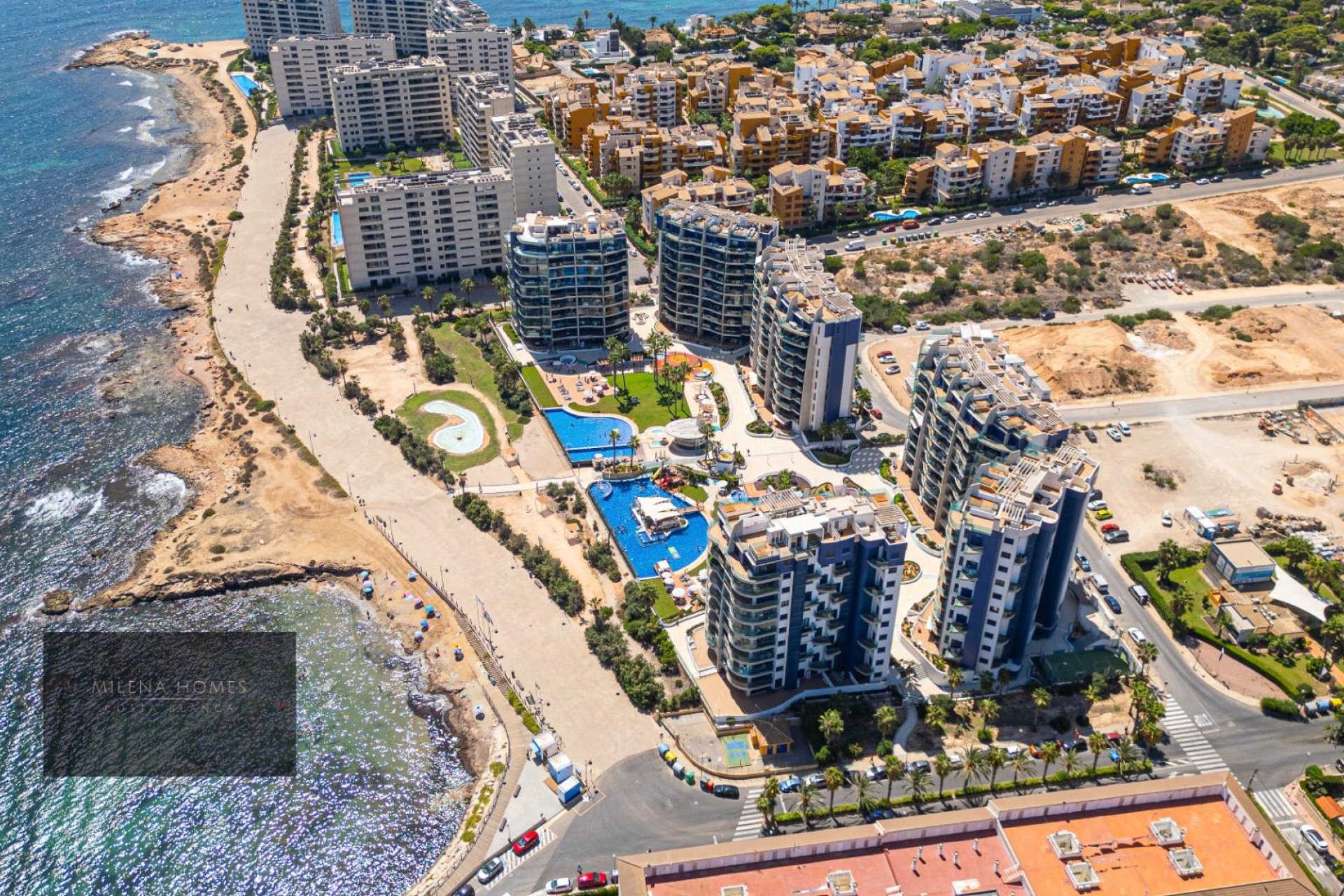 Odsprzedaż - Mieszkanie w bloku - Torrevieja