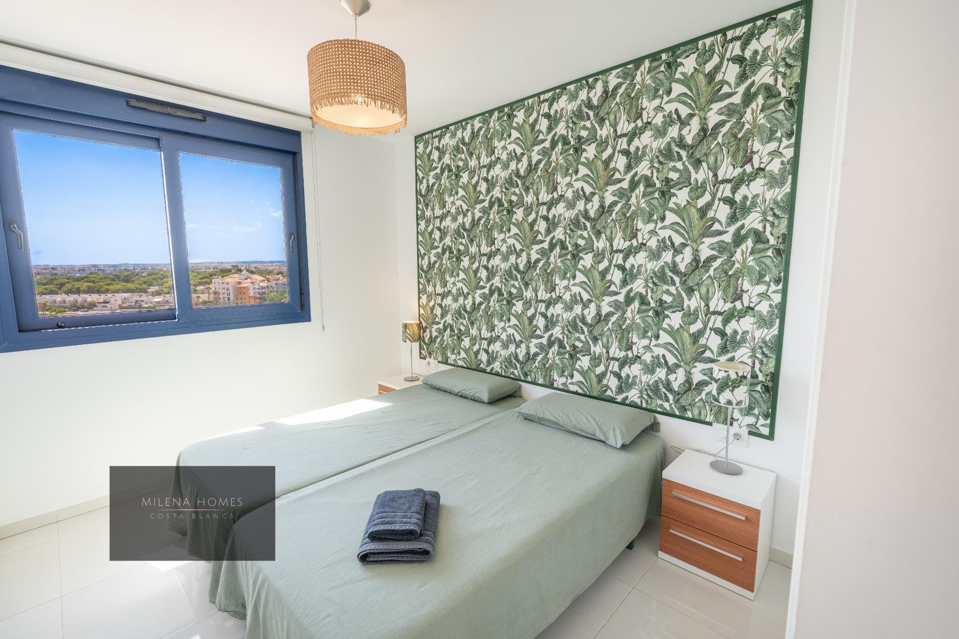 Odsprzedaż - Mieszkanie w bloku - Torrevieja