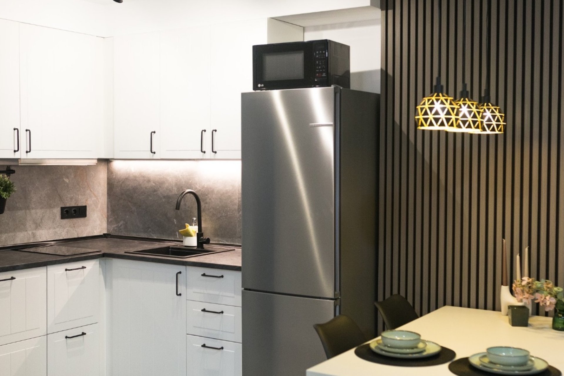 Odsprzedaż - Mieszkanie w bloku - Torrevieja