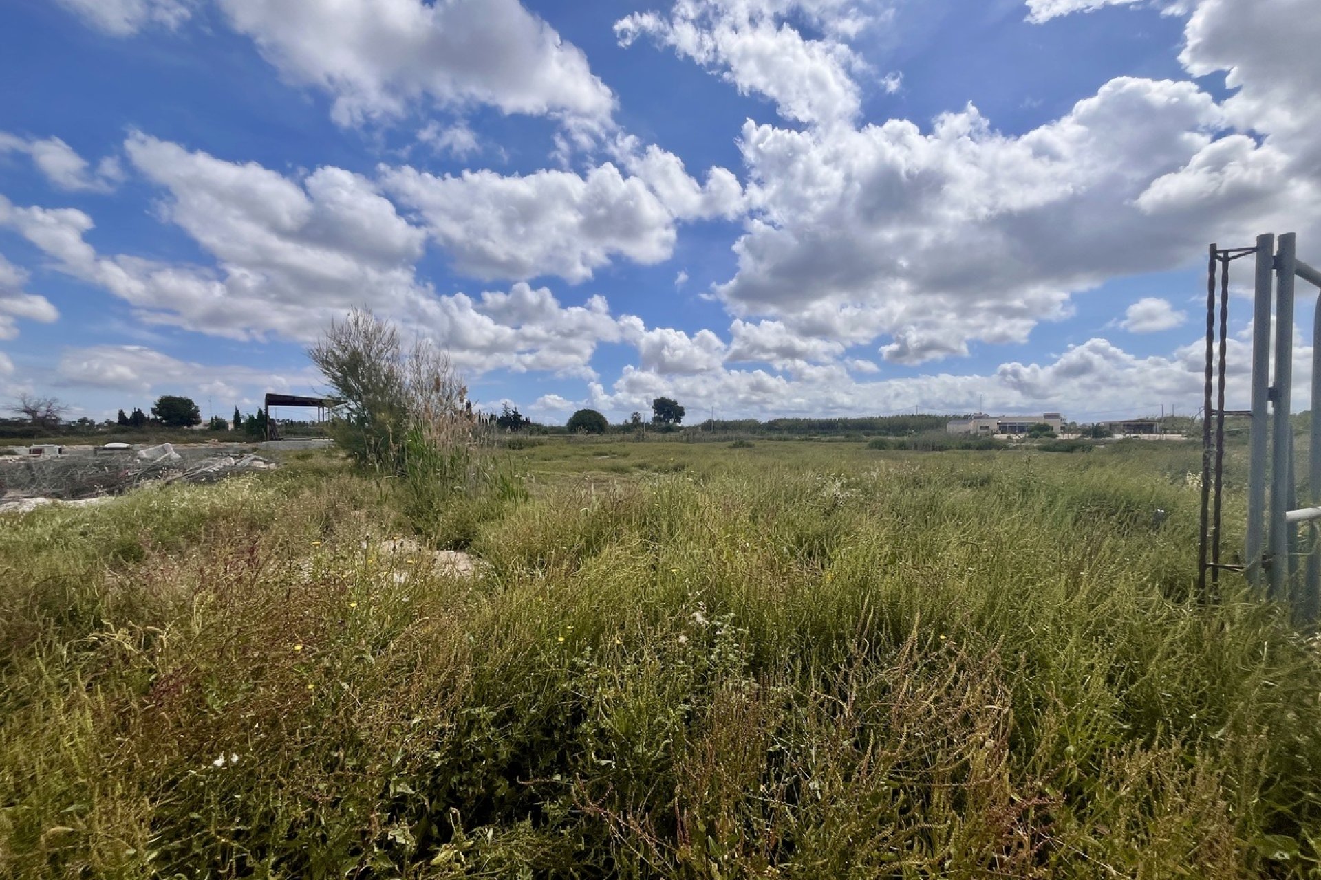 Odsprzedaż - Parcela - Catral