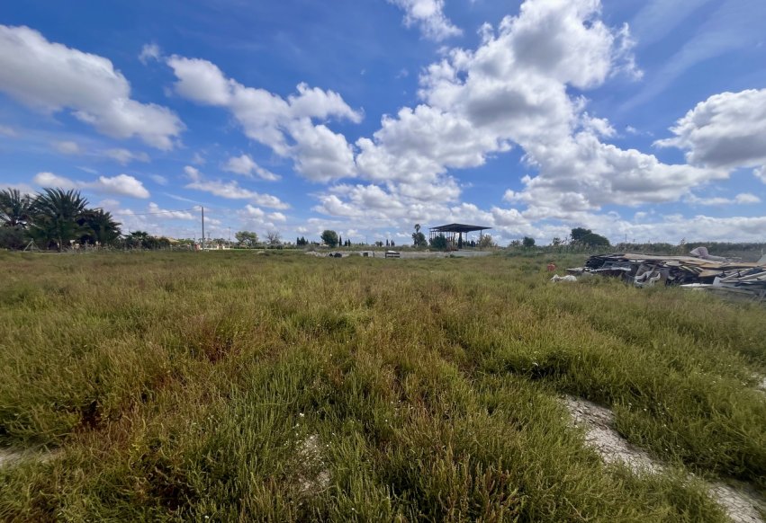 Odsprzedaż - Parcela - Catral