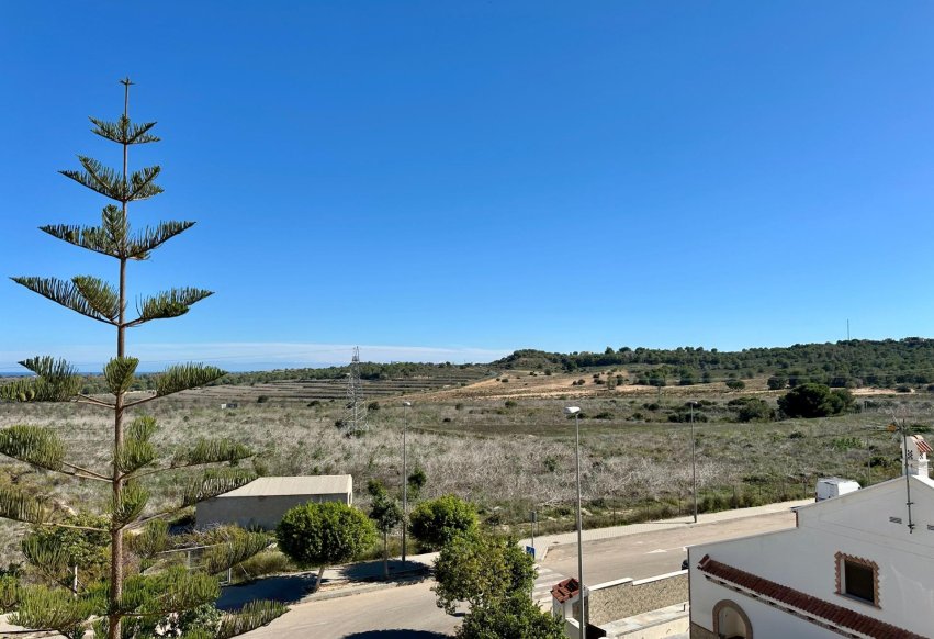 Odsprzedaż - Semi - San Miguel de Salinas - Residencial los flamencos