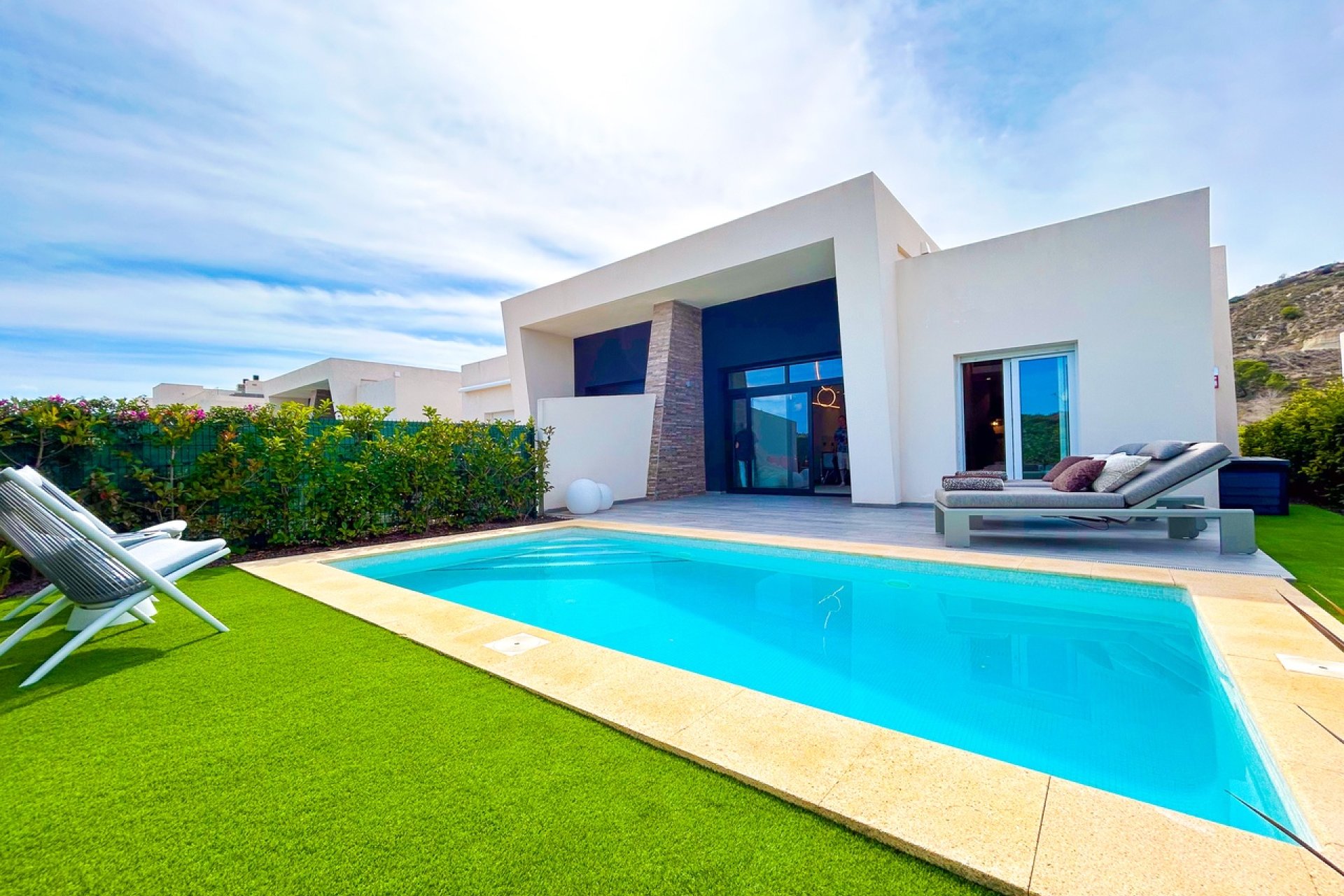 Odsprzedaż - Villa - Algorfa