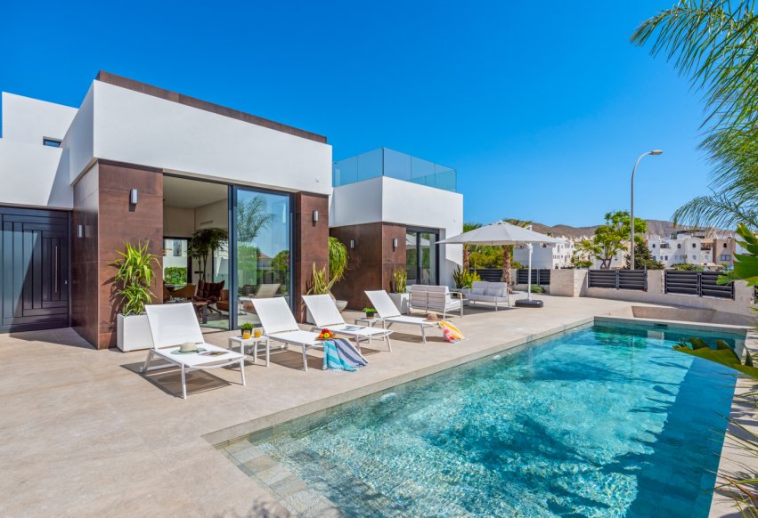 Odsprzedaż - Villa - El Campello - El Amerador