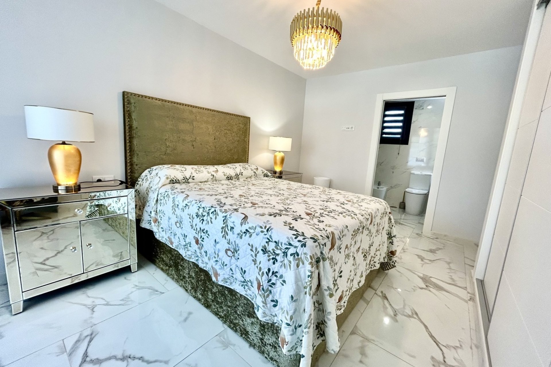 Odsprzedaż - Villa - La Manga del Mar Menor - LOS URRUTIAS