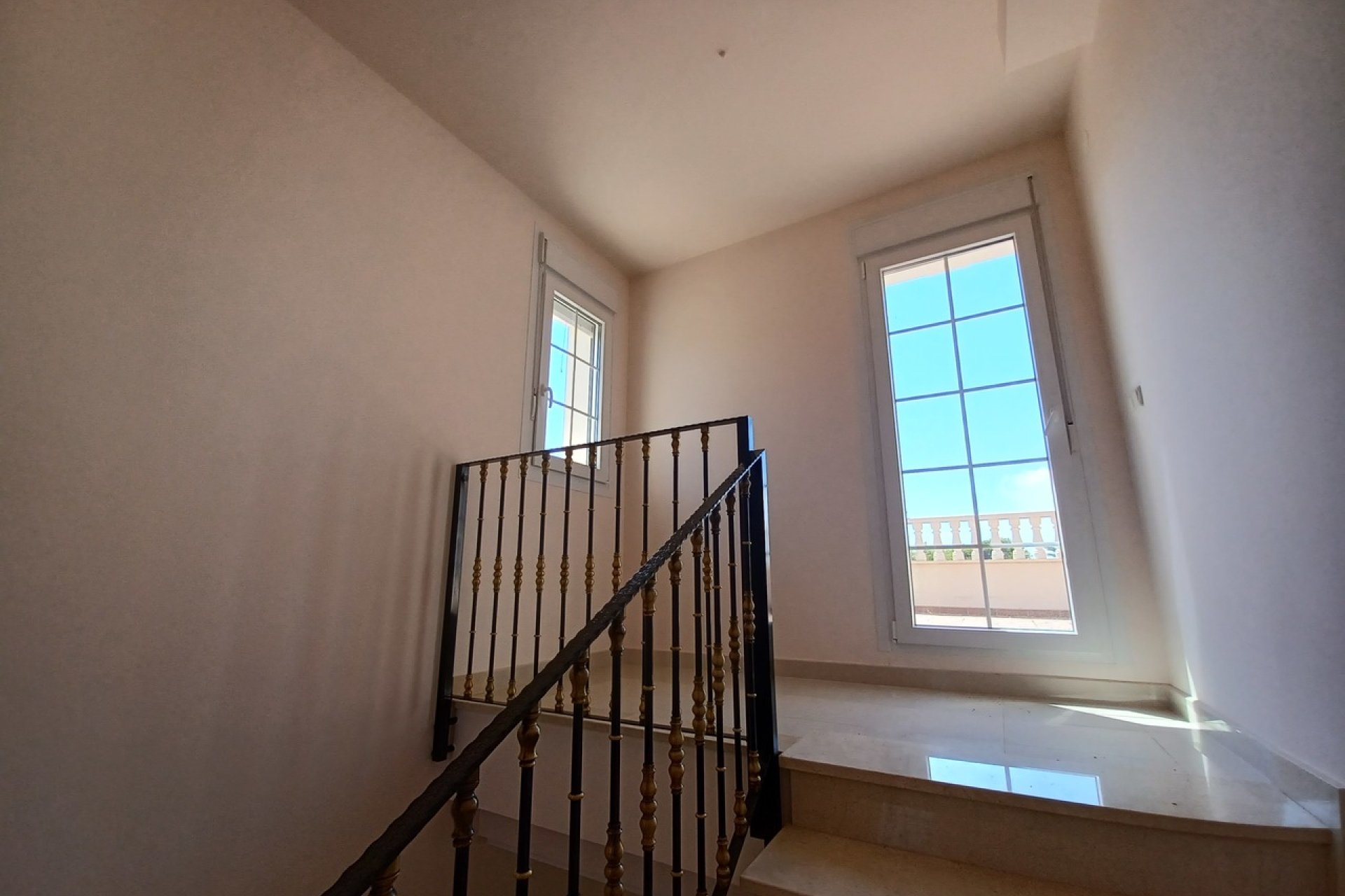 Odsprzedaż - Villa - Orihuela Costa - Cabo Roig