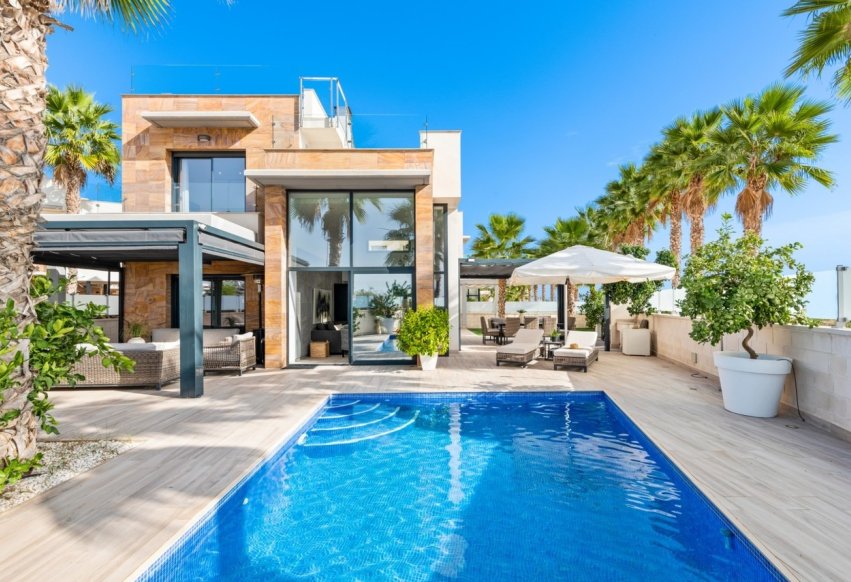 Odsprzedaż - Villa - Orihuela Costa - Cabo Roig