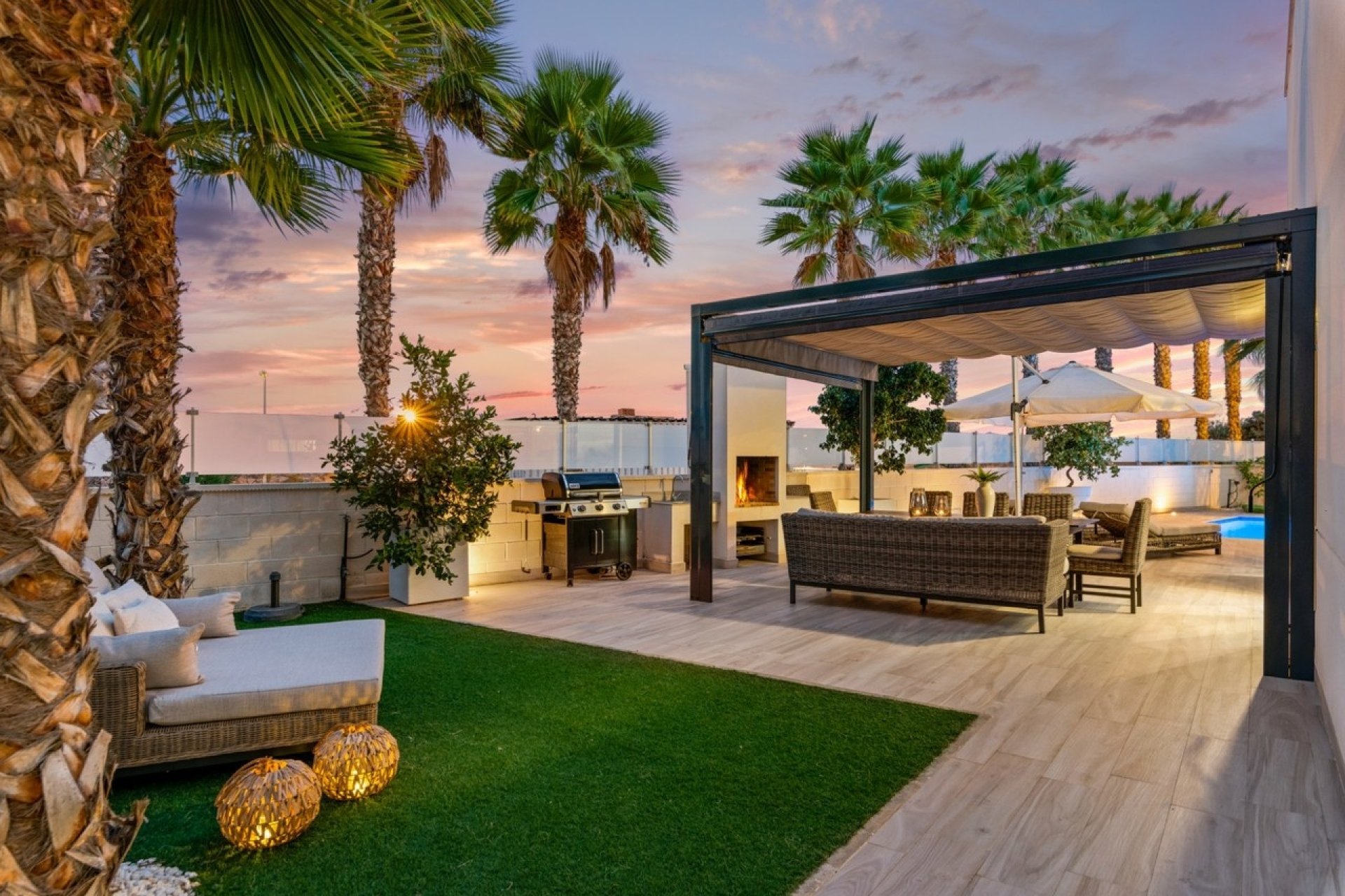 Odsprzedaż - Villa - Orihuela Costa - Cabo Roig