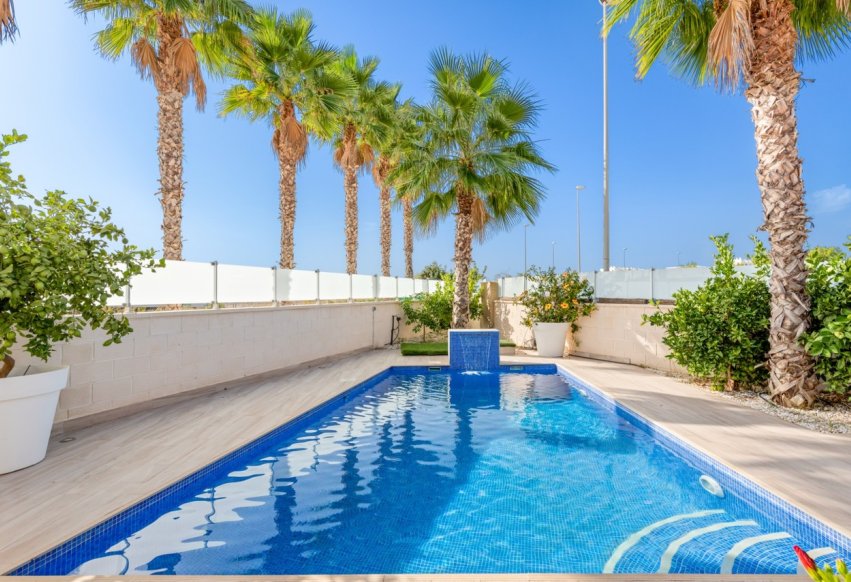 Odsprzedaż - Villa - Orihuela Costa - Cabo Roig