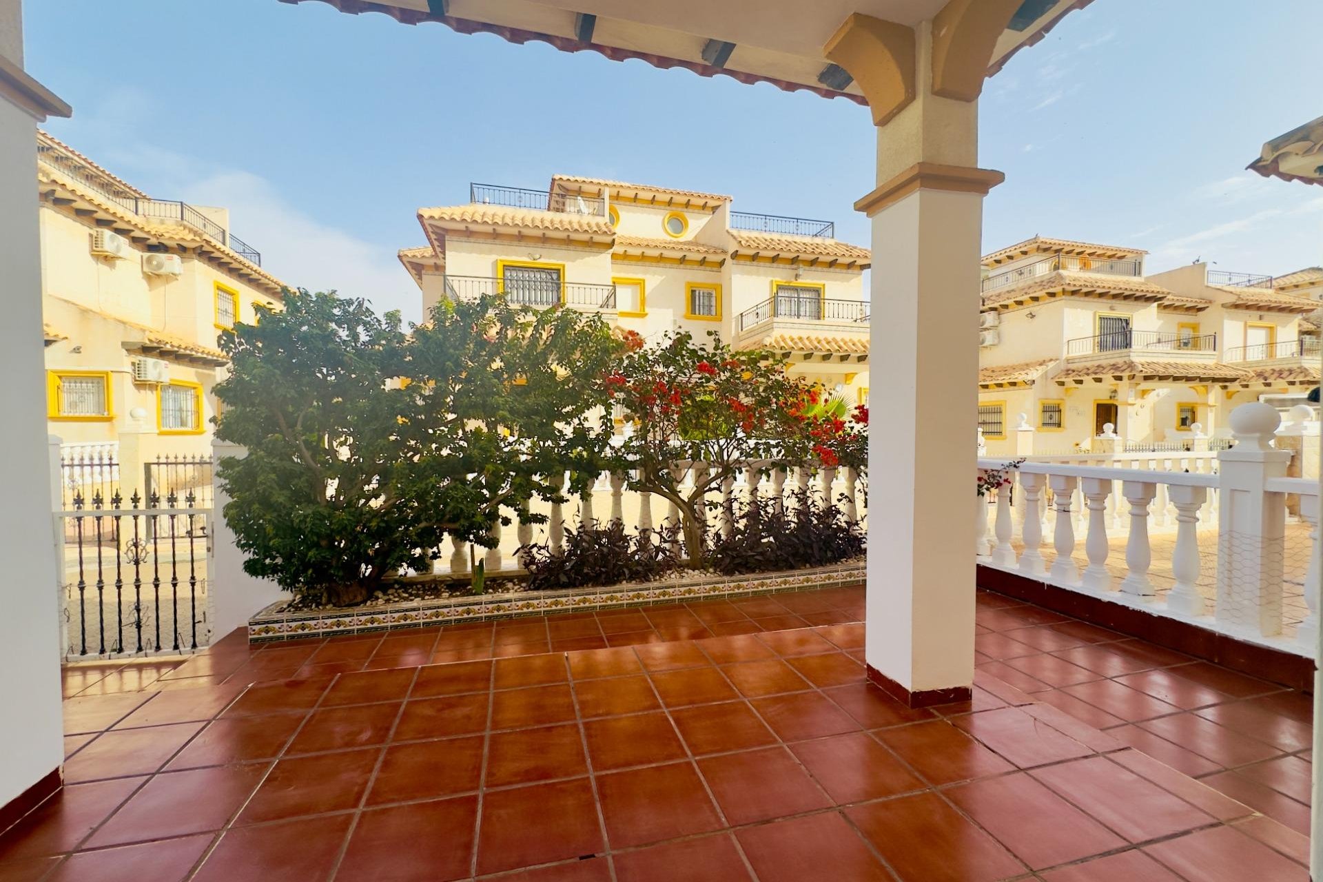 Odsprzedaż - Villa - Orihuela Costa - Cabo Roig