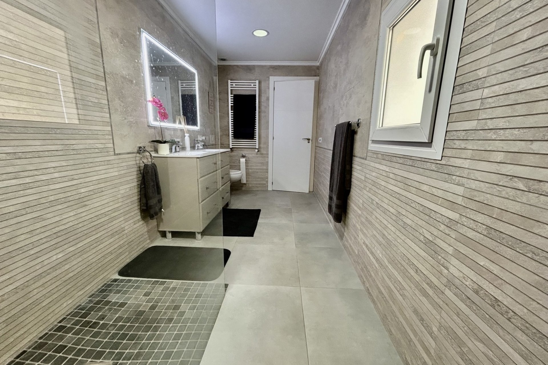 Odsprzedaż - Villa - Orihuela Costa - Cabo Roig