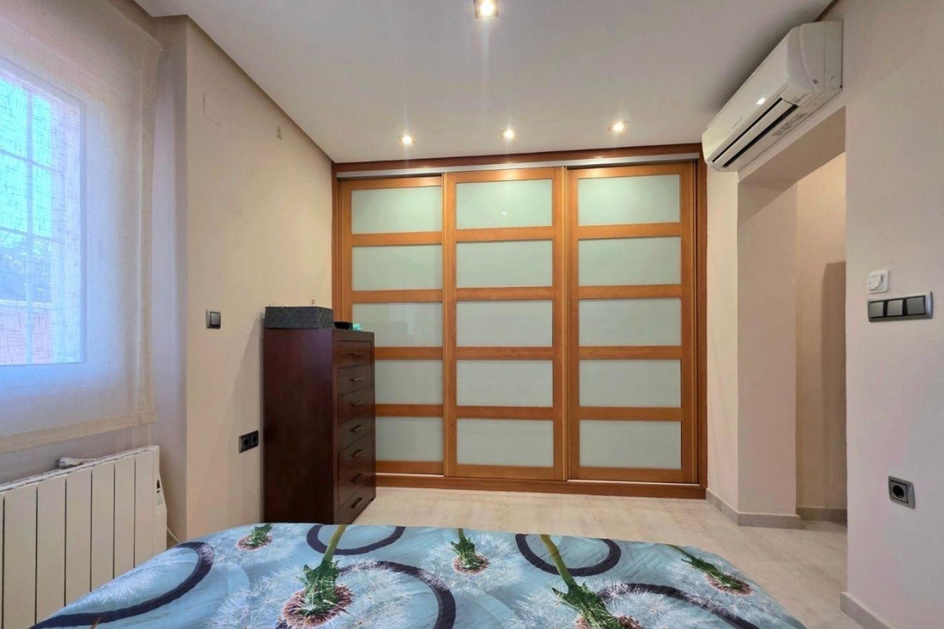 Odsprzedaż - Villa - Orihuela Costa - Campoamor